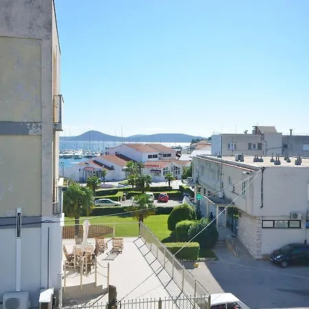 And Summercity Life * Vodice